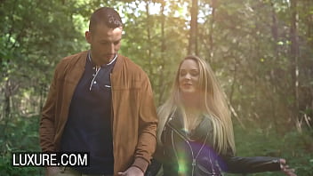 Swinger Tiffany Leiddi Enjoys Anal Sex In The Woods