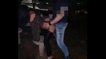 O Cuckold Levou Sua Namorada Numa Rua De De Dogging Ela Deu Na Pra A