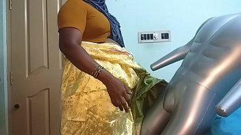 Tamil Aunty Telugu Aunty Kannada Aunty Malayalam Aunty Kerala Aunty Hindi Bhabhi Horny Desi North Indian South Indian Horny Vanitha Wearing Saree Scho