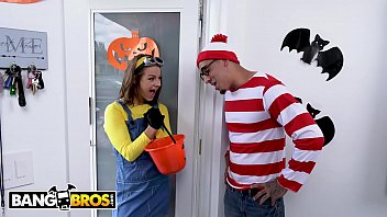 Bangbros Trick Or Treat Smell Evelin Stone S Feet Bruno Gives Her Something Good To Eat