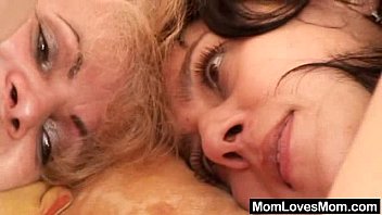 Eager Amateur Mamma Toys Pervy Shaggy Grannie