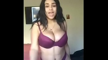 Hot Teen Strips Naked On Periscope