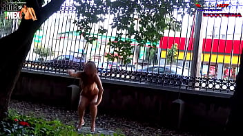 La Puta Danna Hot Desnuda En Publico Y Chupando La Polla De Un Desconocido En Chapultepec